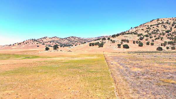 1,770 Acres of Land for Sale in Tehachapi, California