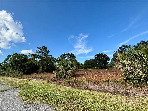 2.5 Acres of Residential Land for Sale in Clewiston, Florida