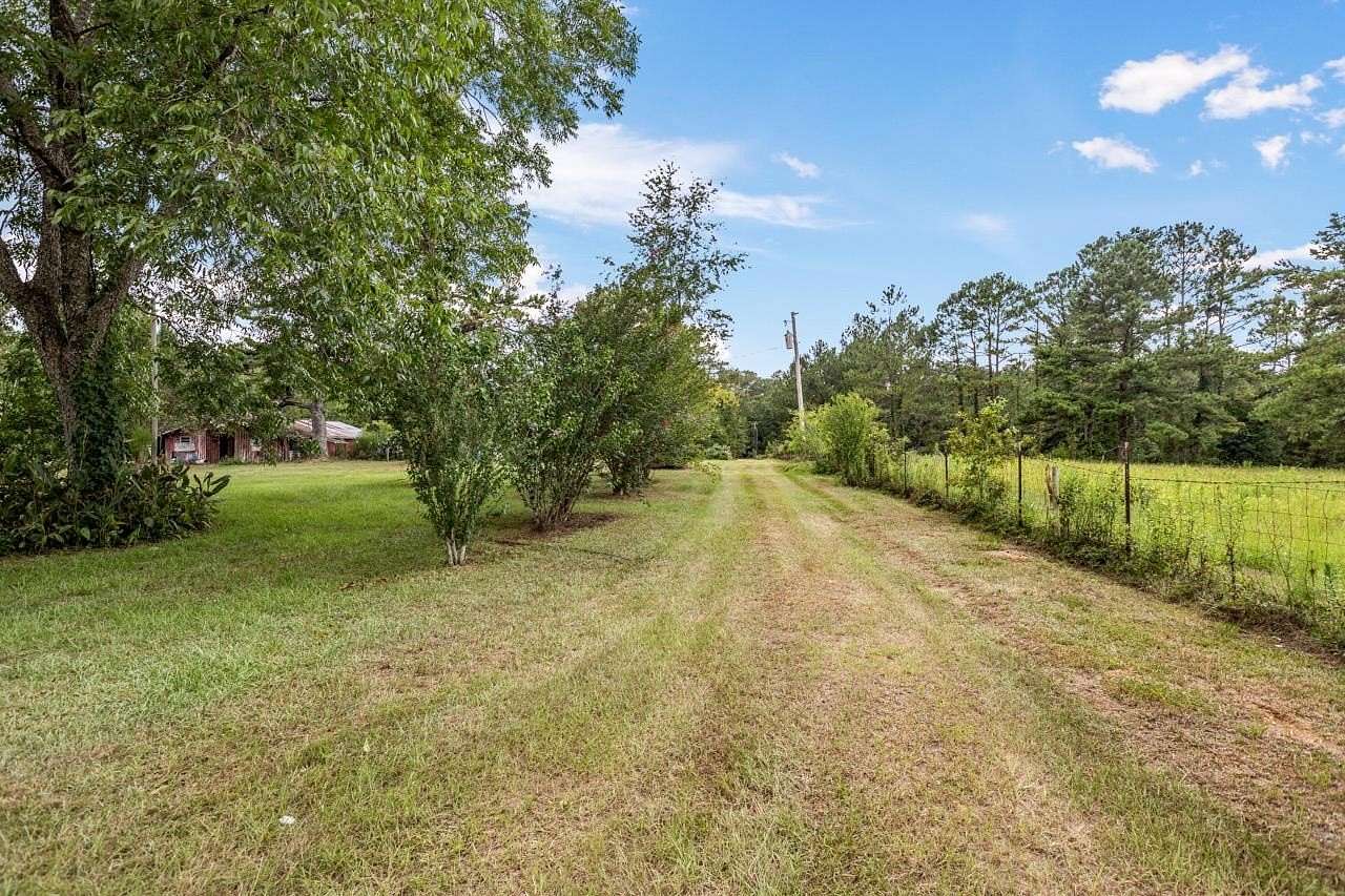 10.6 Acres of Land for Sale in Monticello, Florida