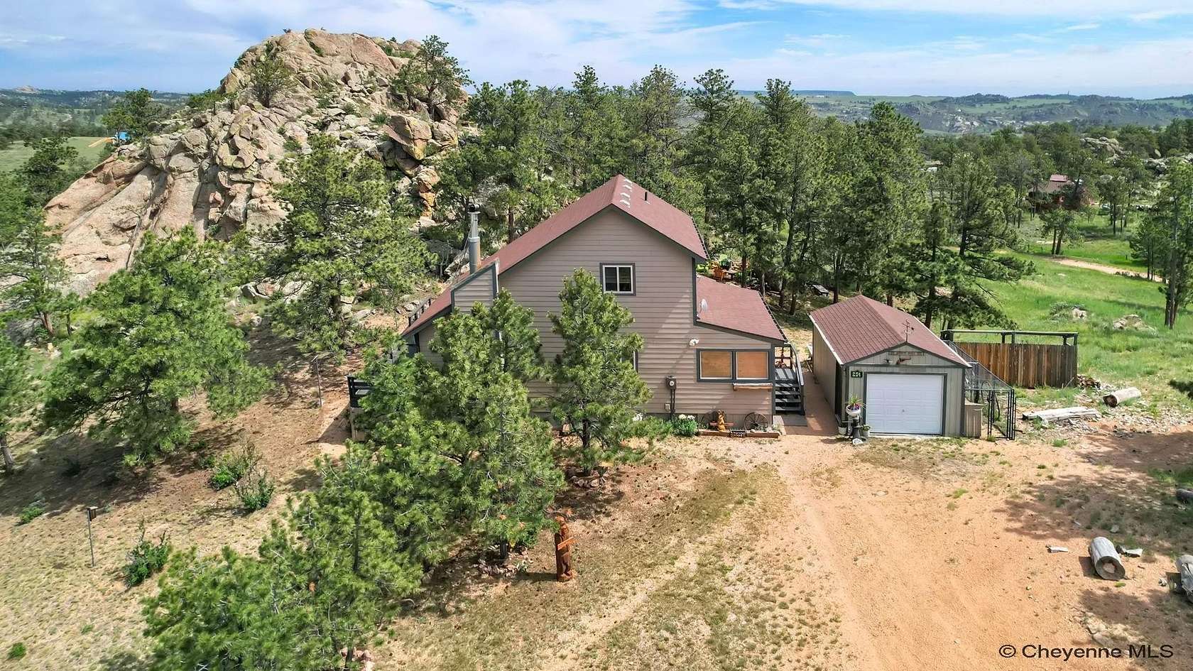 6 Acres of Residential Land with Home for Sale in Cheyenne, Wyoming