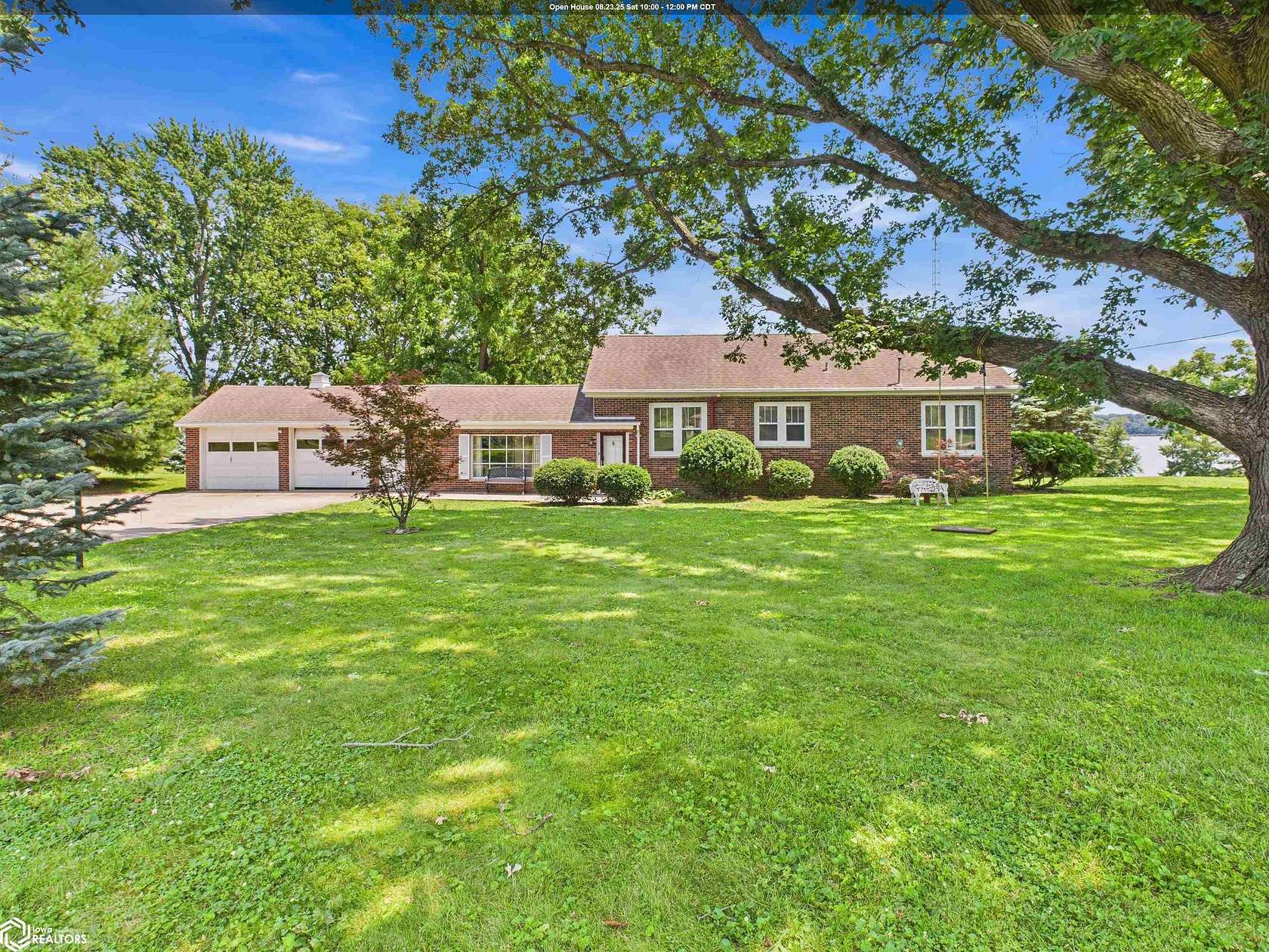 2 Acres of Residential Land with Home for Sale in Keokuk, Iowa