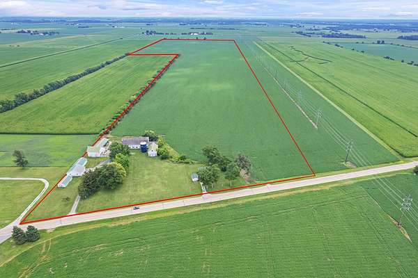 117 Acres of Agricultural Land with Home for Sale in Sandwich, Illinois