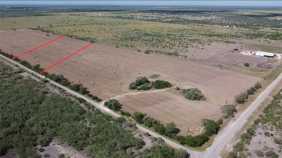 5 Acres of Residential Land for Sale in Orange Grove, Texas