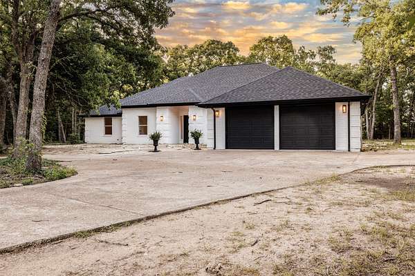 8.2 Acres of Land with Home for Sale in Terrell, Texas