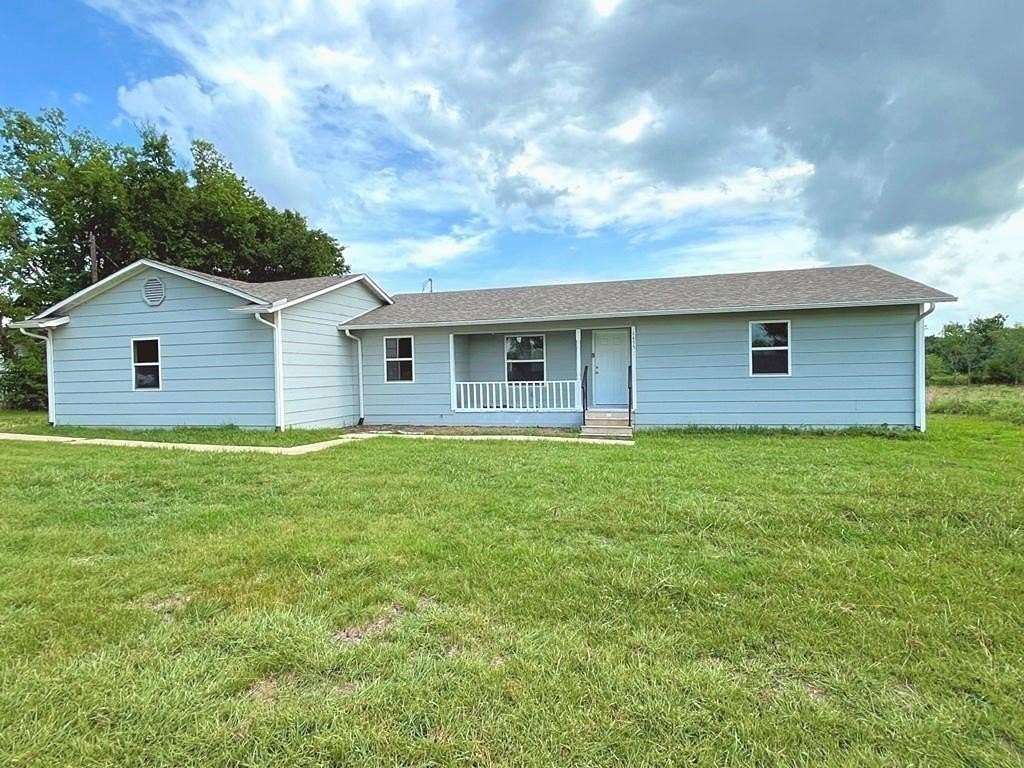 2 Acres of Residential Land with Home for Sale in Greenville, Texas