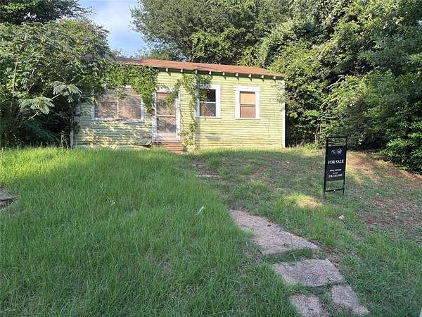 0.12 Acres of Land for Sale in Palestine, Texas