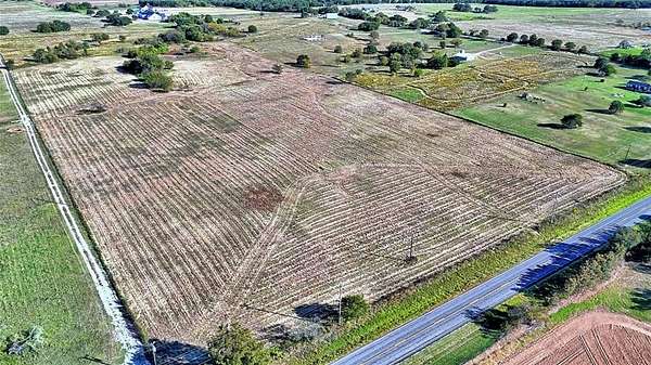 23 Acres of Agricultural Land for Sale in Montague, Texas