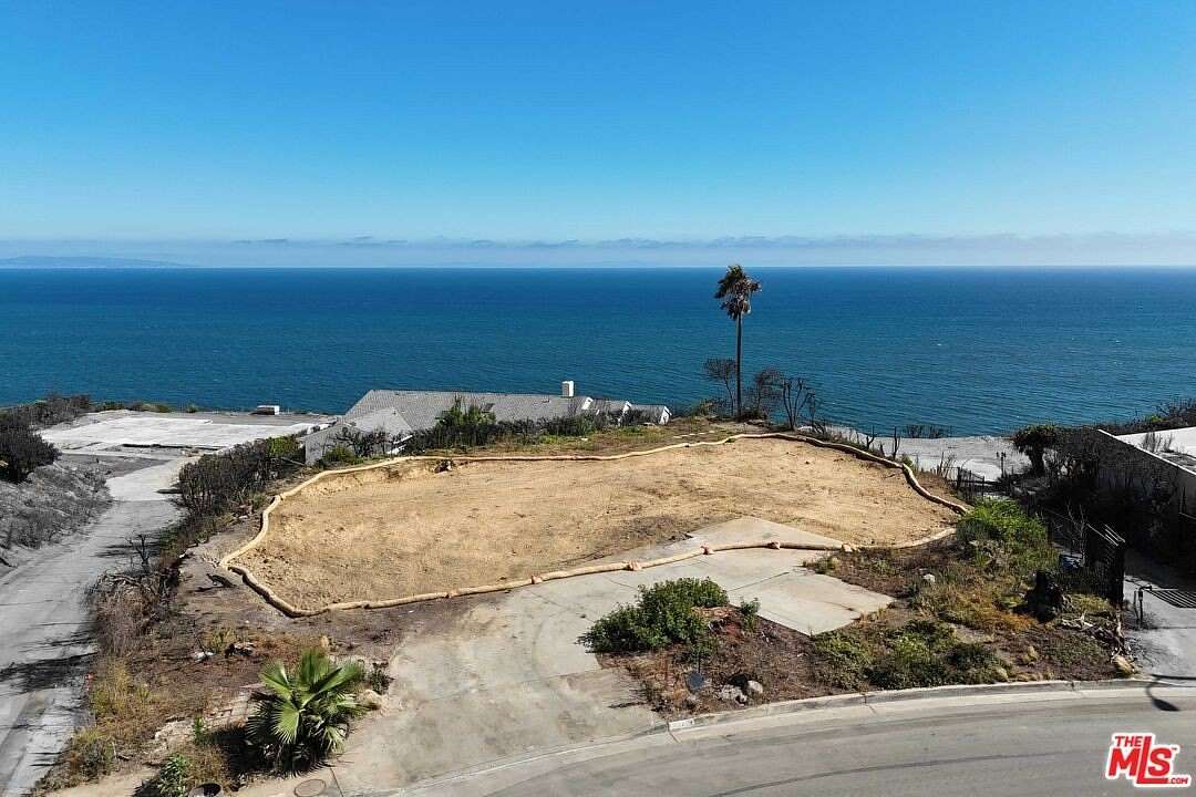 0.24 Acres of Residential Land for Sale in Malibu, California
