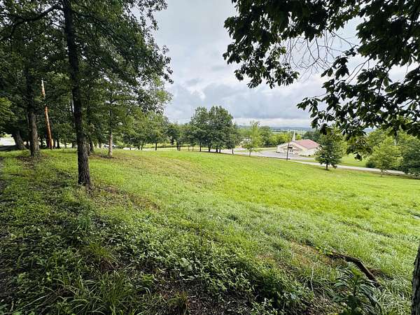 2.62 Acres of Residential Land for Sale in Winchester, Kentucky