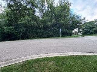 0.25 Acres of Residential Land for Sale in Fox River Grove, Illinois