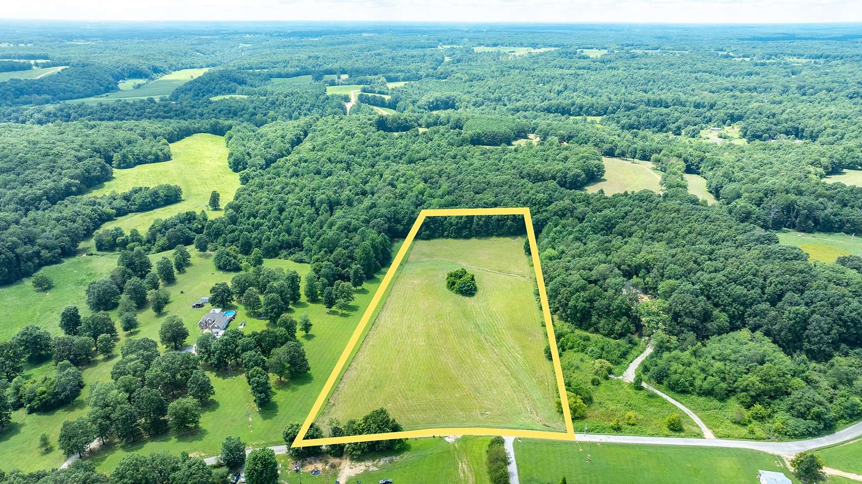 9.3 Acres of Land for Sale in Mount Pleasant, Tennessee