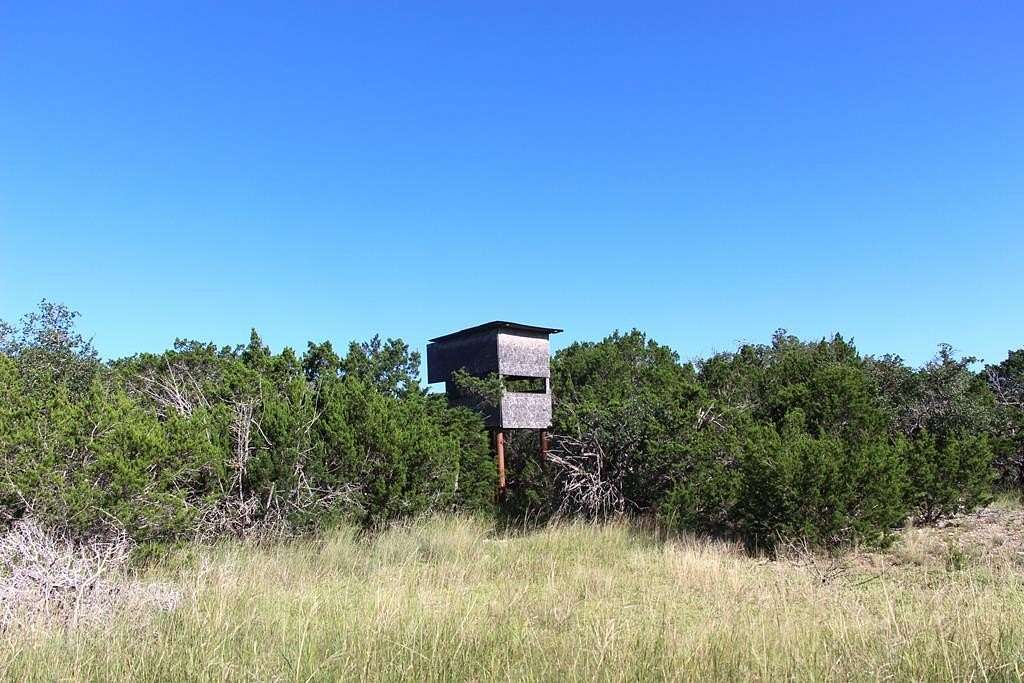 21 Acres of Improved Recreational Land for Sale in Rocksprings, Texas