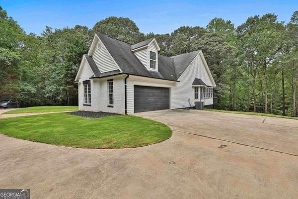 8.62 Acres of Residential Land with Home for Sale in Newnan, Georgia