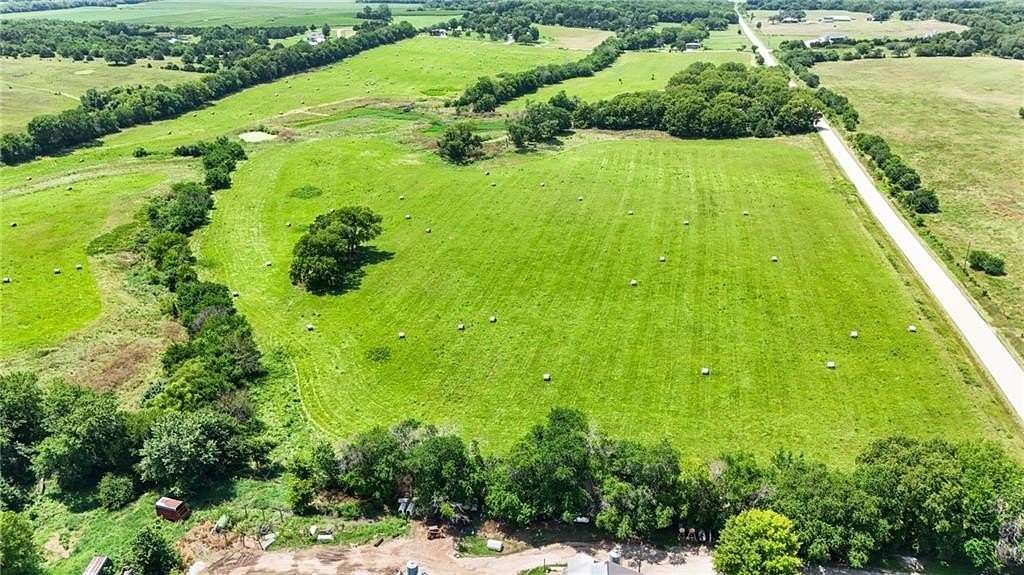 39 Acres of Agricultural Land for Sale in Lawrence, Kansas