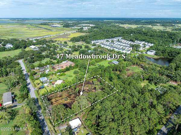 1.26 Acres of Mixed-Use Land for Sale in Beaufort, South Carolina