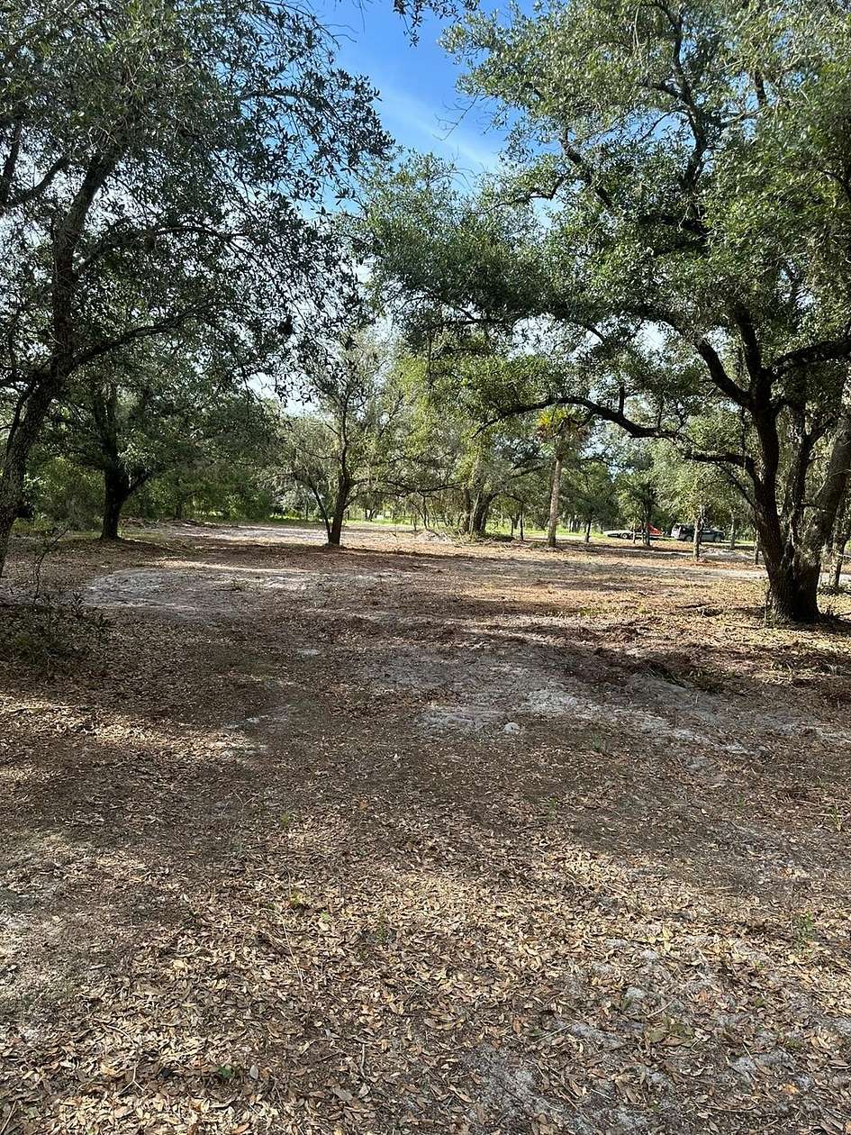 1.25 Acres of Residential Land for Sale in Okeechobee, Florida