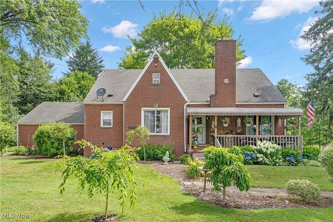 5 Acres of Residential Land with Home for Sale in New Middletown, Ohio