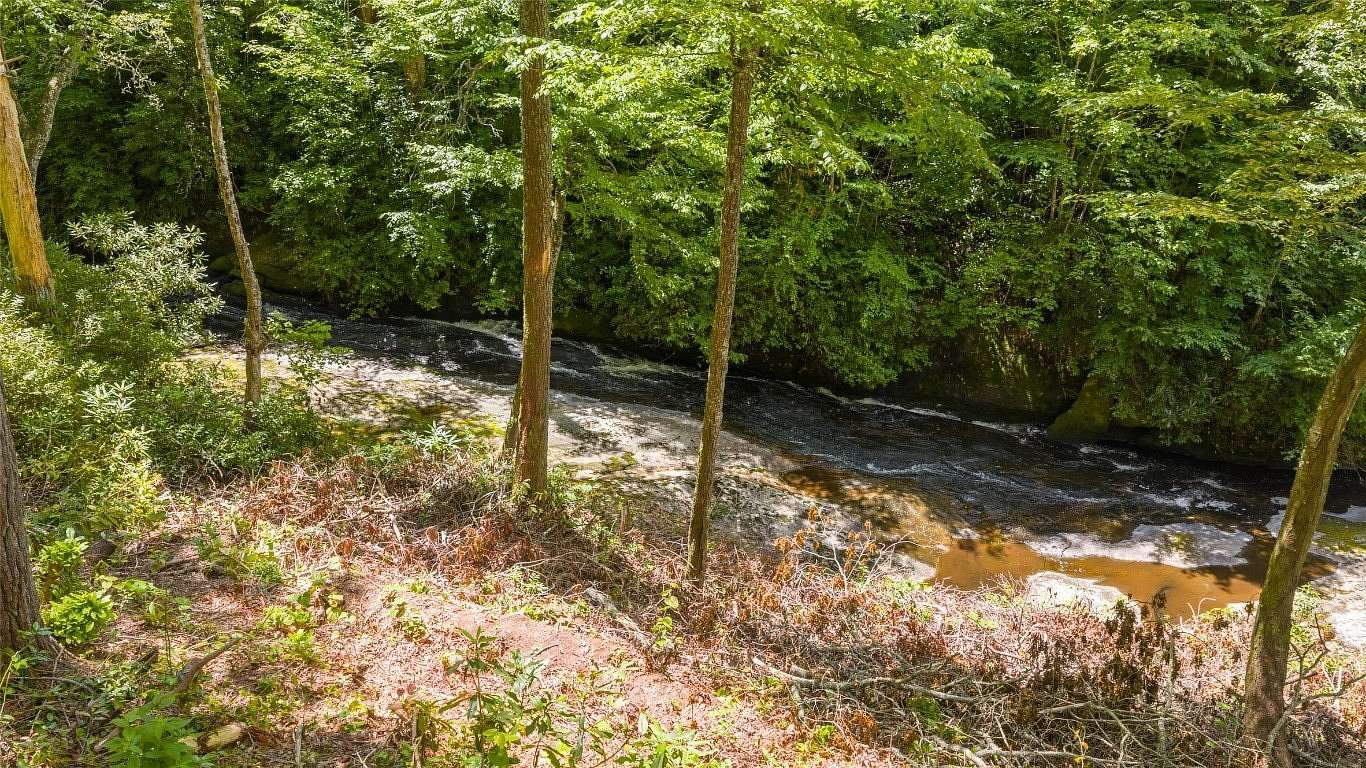 1.3 Acres of Residential Land for Sale in Cashiers, North Carolina