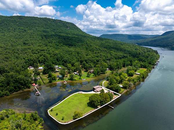 1.88 Acres of Residential Land with Home for Sale in Whitwell, Tennessee