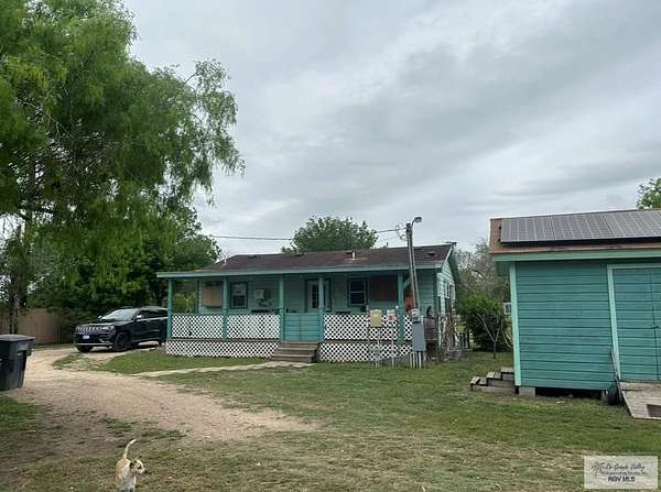 3.85 Acres of Residential Land with Home for Sale in Harlingen, Texas