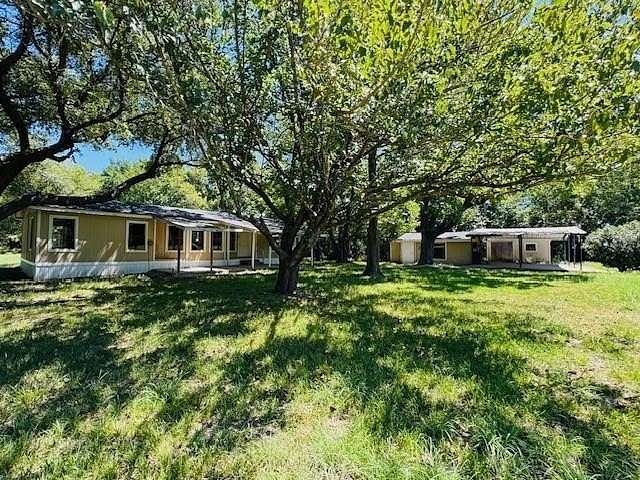 2 Acres of Land with Home for Sale in Kemp, Texas