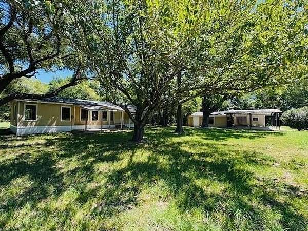 2 Acres of Land with Home for Sale in Kemp, Texas