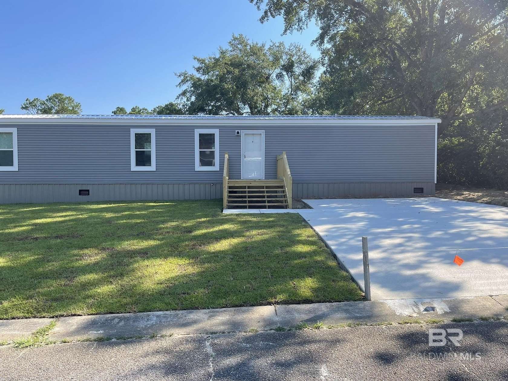 0.15 Acres of Residential Land with Home for Sale in Elberta, Alabama