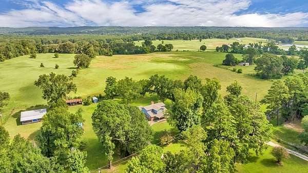 1.9 Acres of Residential Land with Home for Sale in Rusk, Texas