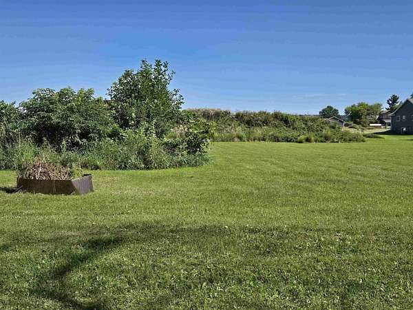 1.37 Acres of Residential Land for Sale in Weyauwega, Wisconsin