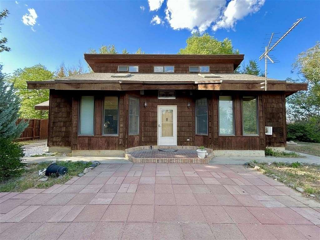 3.5 Acres of Residential Land with Home for Sale in Powell, Wyoming