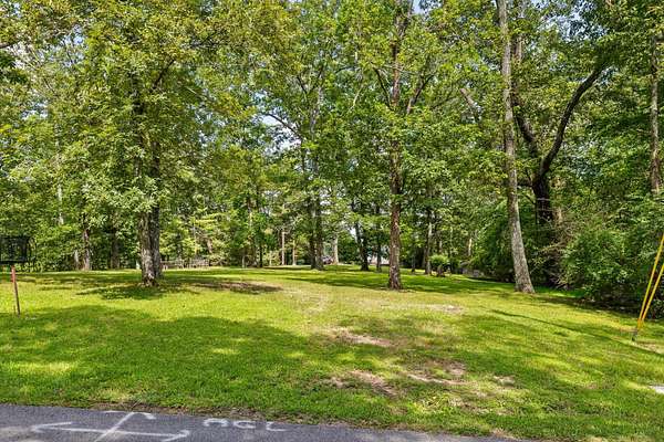 0.8 Acres of Residential Land for Sale in Lookout Mountain, Georgia