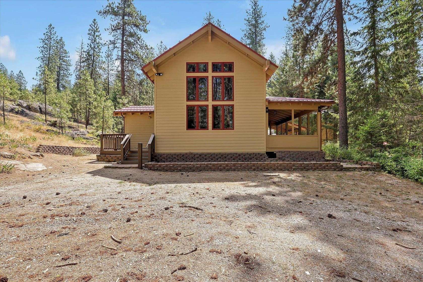 40 Acres of Recreational Land with Home for Sale in Springdale, Washington