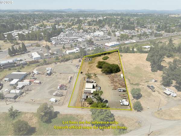 2.35 Acres of Commercial Land for Sale in Eugene, Oregon