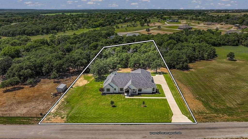 2 Acres of Residential Land with Home for Sale in Weatherford, Texas