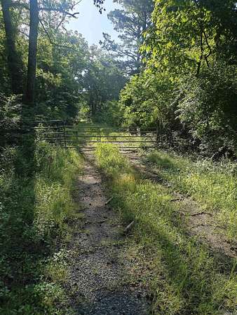 15.5 Acres of Land for Sale in Jacksonville, Arkansas