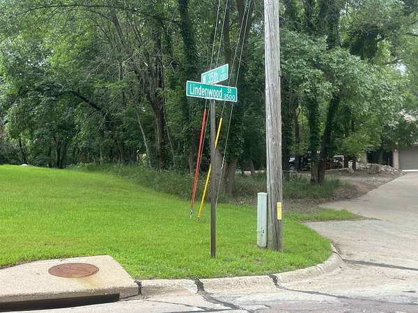 2 Acres of Residential Land for Sale in Sioux City, Iowa