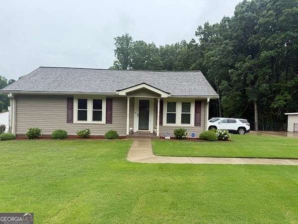 2.6 Acres of Residential Land with Home for Sale in Buford, Georgia