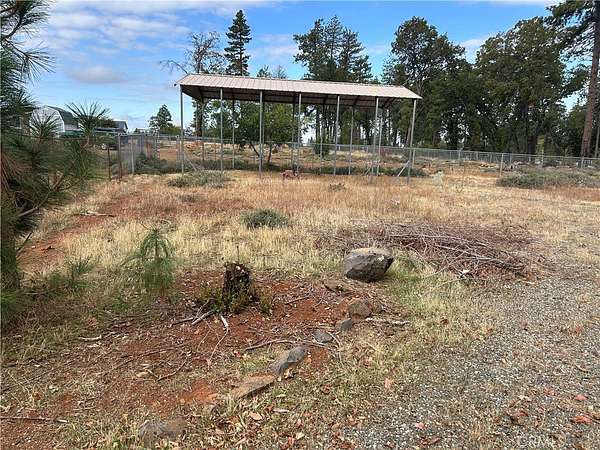 0.5 Acres of Land for Sale in Paradise, California