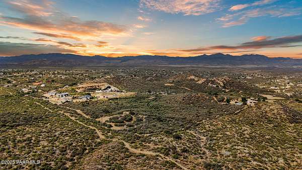 10 Acres of Recreational Land for Sale in Kirkland, Arizona