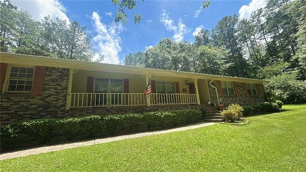 5.2 Acres of Residential Land with Home for Sale in McDonough, Georgia