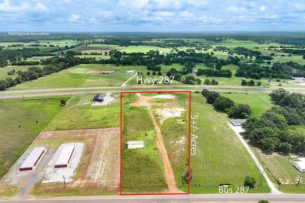 5 Acres of Commercial Land for Sale in Grapeland, Texas