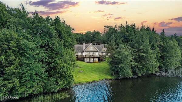 41.7 Acres of Recreational Land with Home for Sale in Lakewood, Pennsylvania