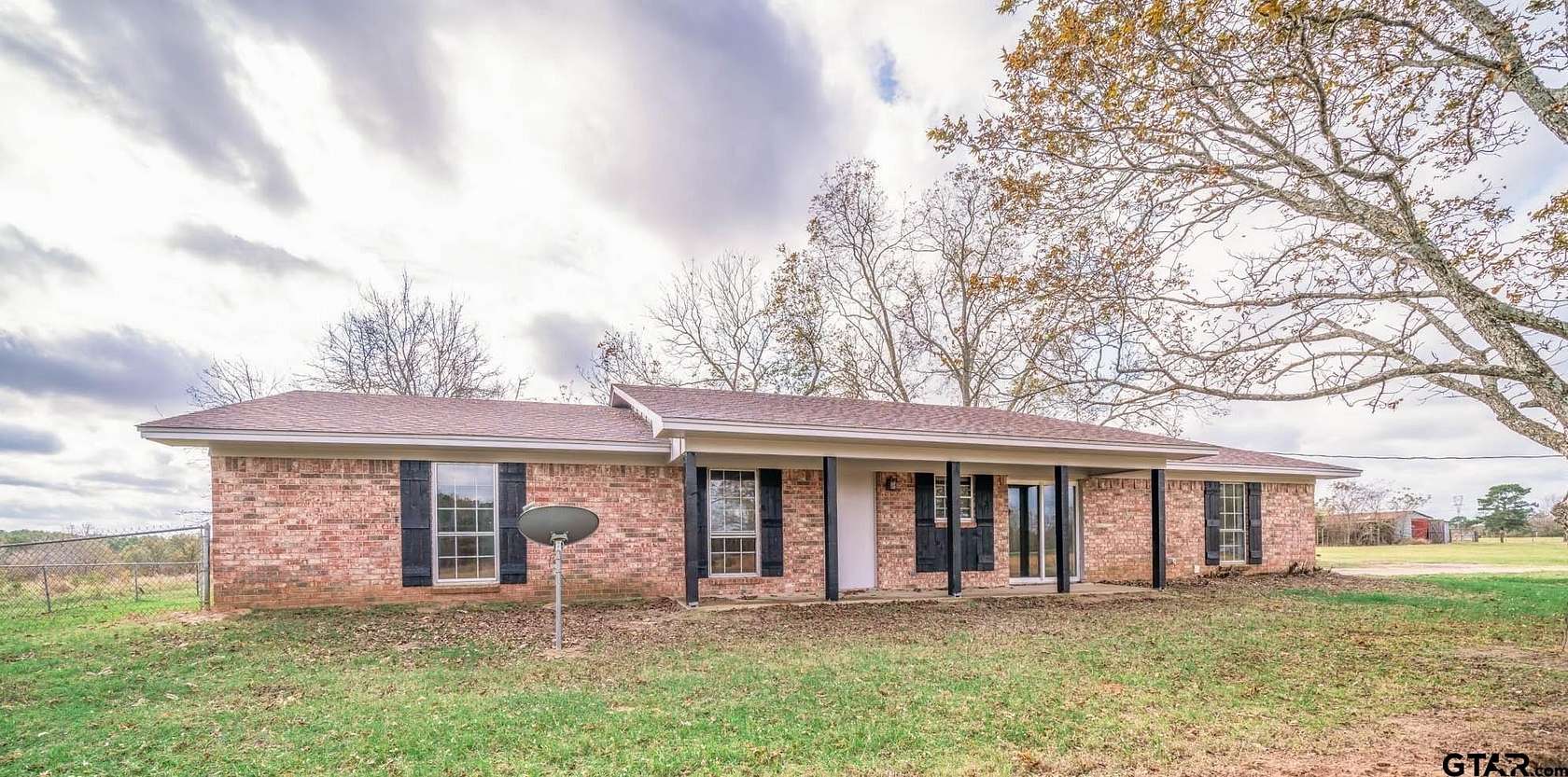 57 Acres of Recreational Land with Home for Sale in Marshall, Texas