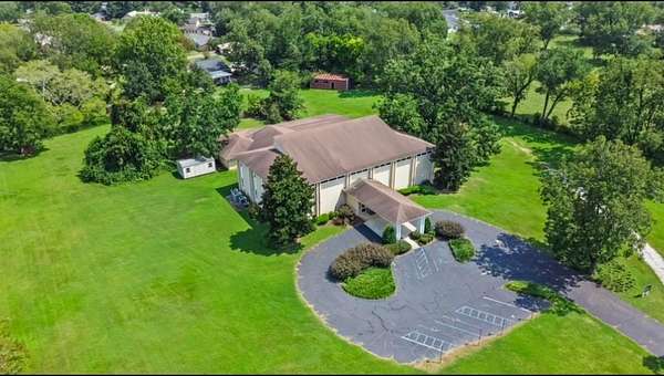 3.7 Acres of Residential Land with Home for Sale in Dothan, Alabama