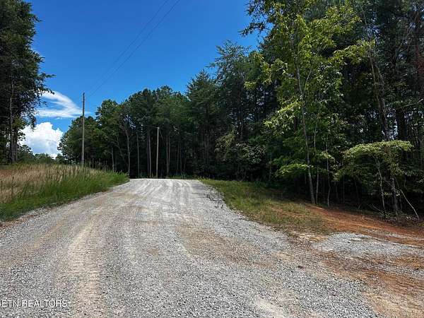 5.52 Acres of Land for Sale in Madisonville, Tennessee