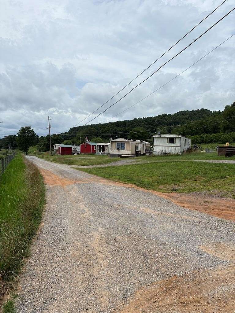 8.29 Acres of Mixed-Use Land for Sale in Wytheville, Virginia