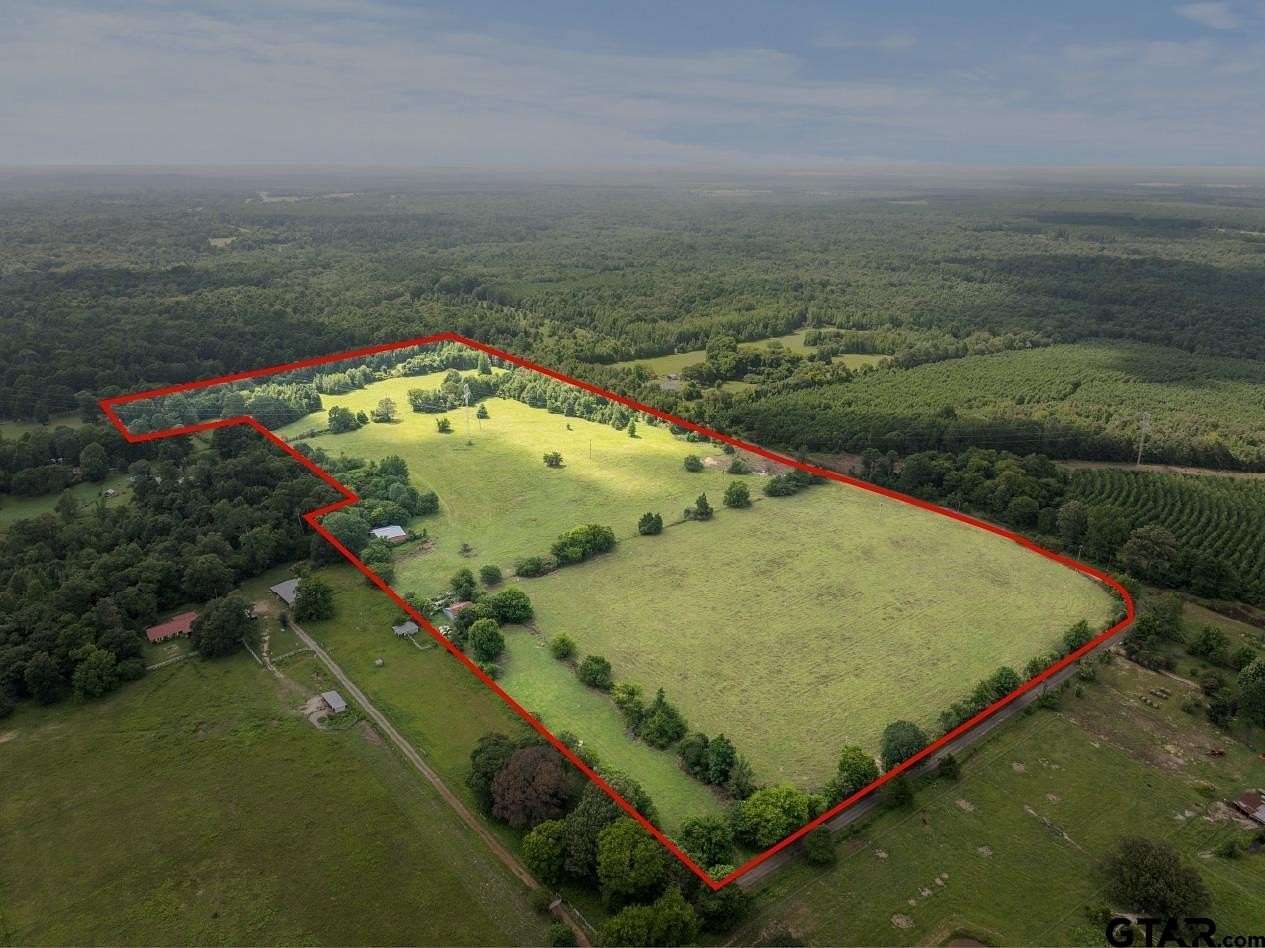 44 Acres of Agricultural Land for Sale in Marietta, Texas