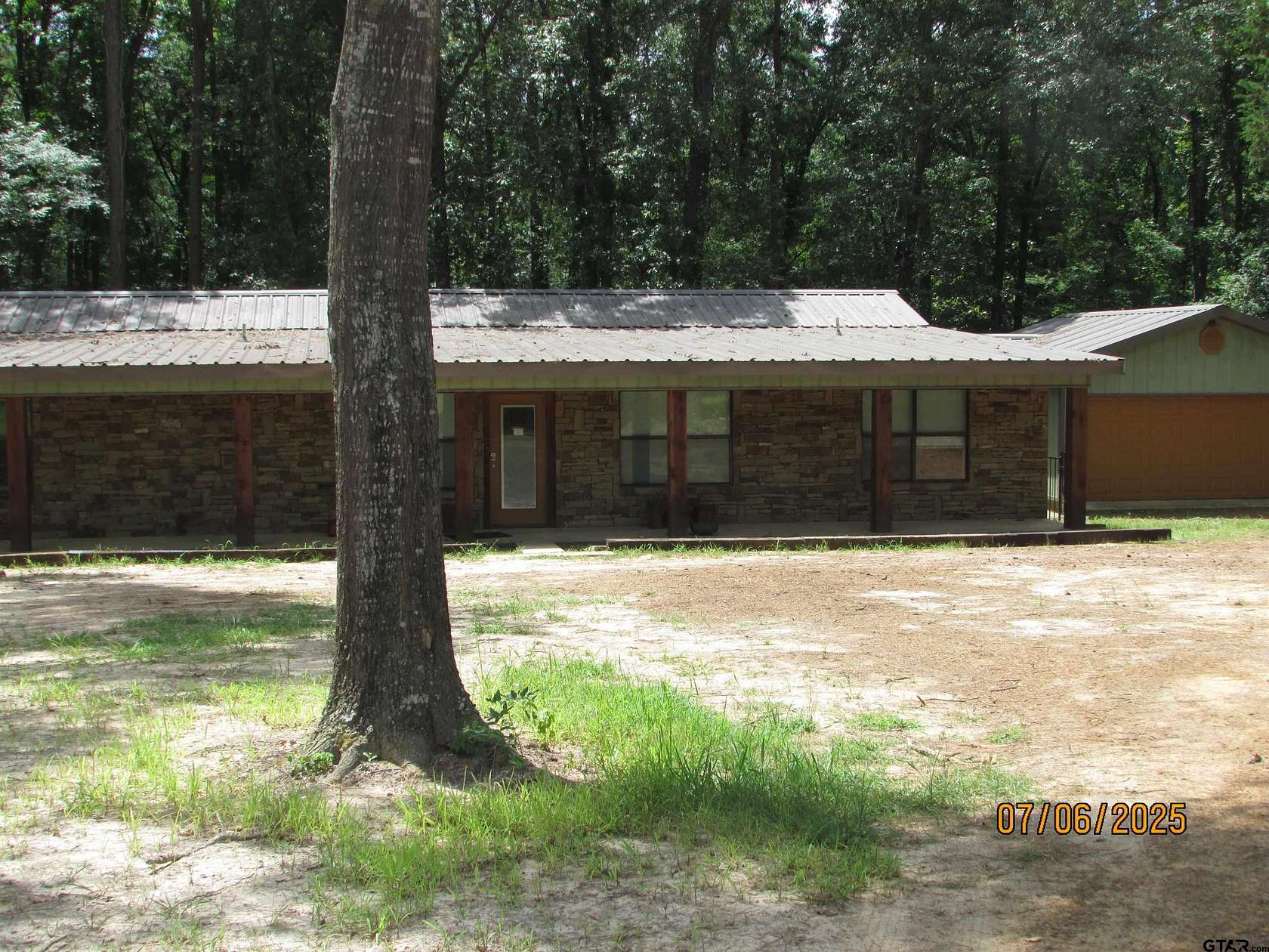 28.2 Acres of Recreational Land with Home for Sale in Frankston, Texas