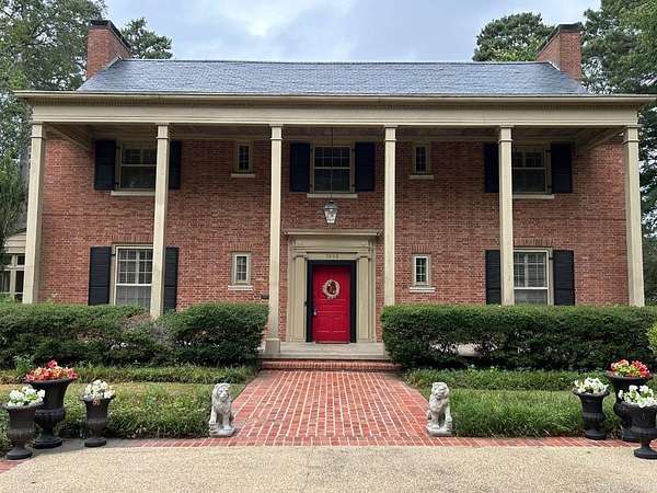 1.57 Acres of Land with Home for Sale in El Dorado, Arkansas