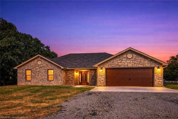 4.68 Acres of Residential Land with Home for Sale in Sallisaw, Oklahoma